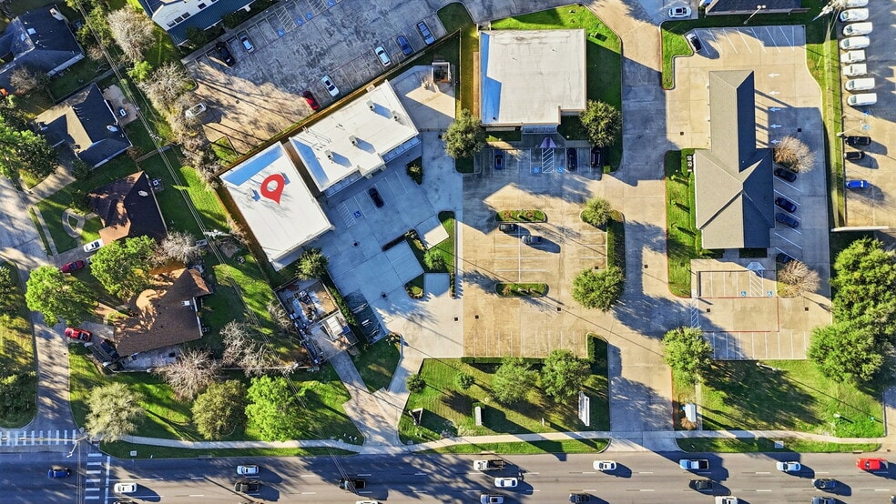 More Photos Of 8719 Highway 6 N, Houston Freestanding For Lease