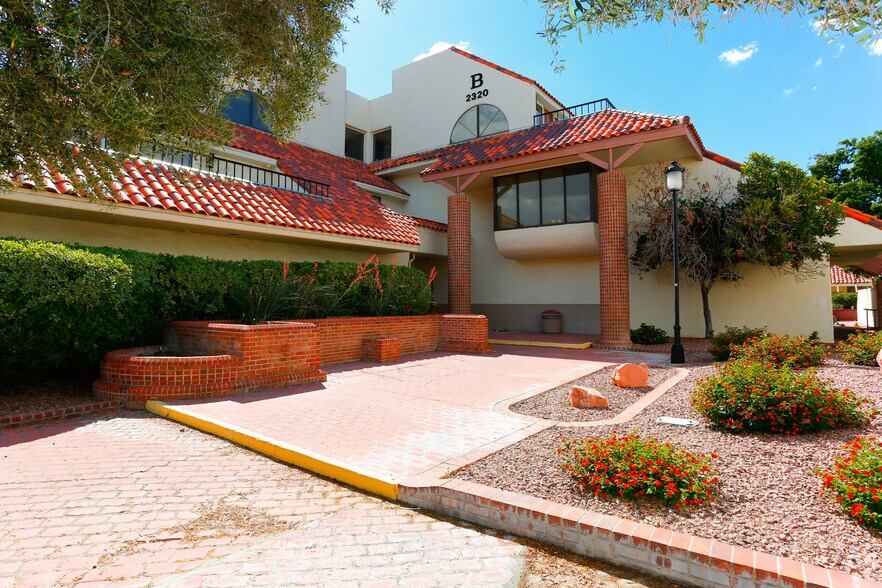 More Photos Of 2310 Paseo Del Prado, Las Vegas Unknown For Lease