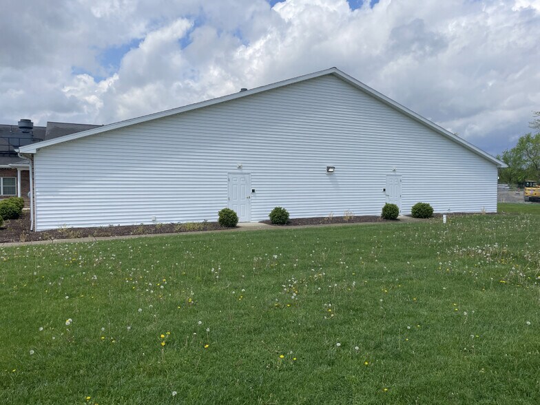More Photos Of 1069 Klotz Rd, Bowling Green Medical For Lease