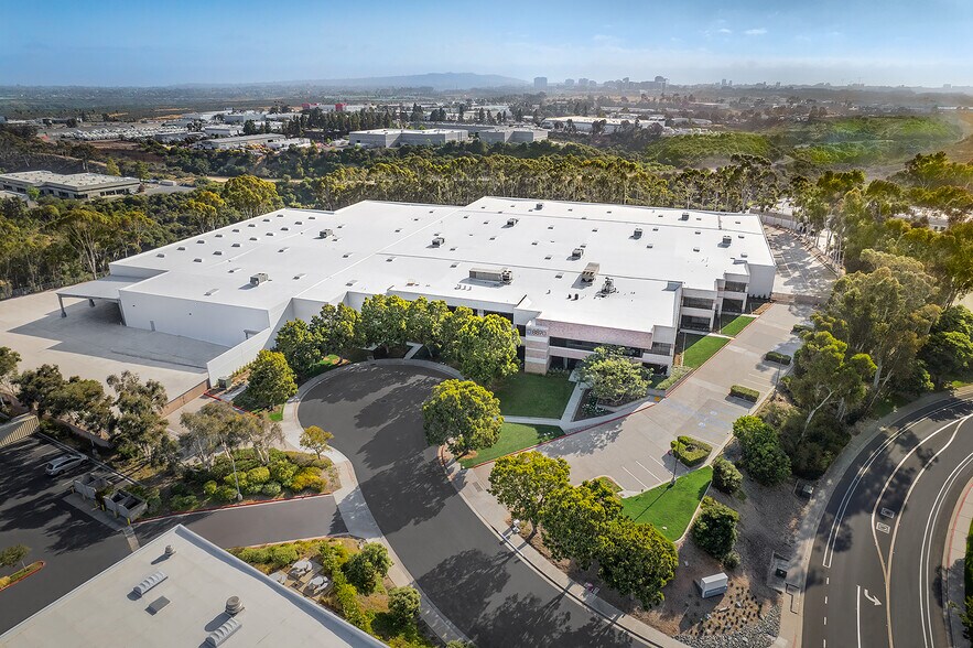 More Photos Of 8870 Liquid Ct, San Diego Warehouse For Lease