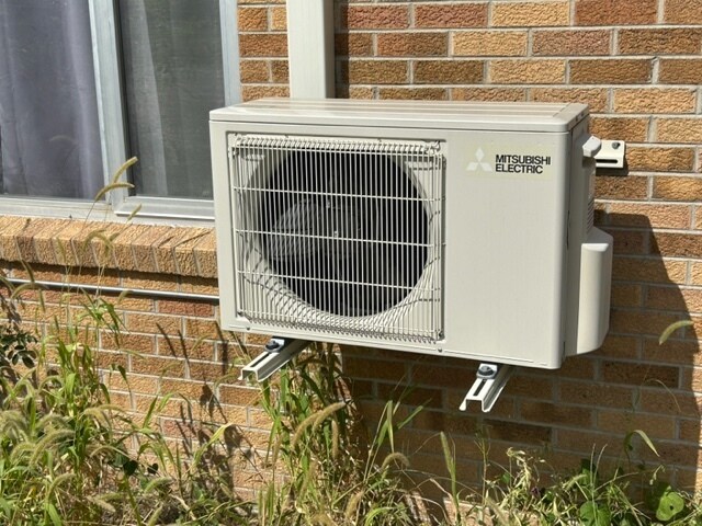 More Photos Of 215 E Church St, Lewellen Hotel For Sale