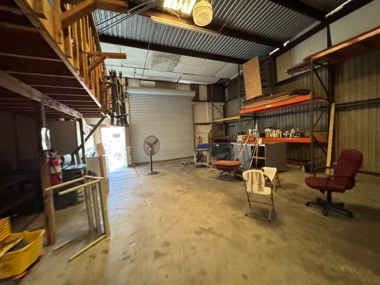 More Photos Of 3550 Recker Hwy, Winter Haven Warehouse For Sale