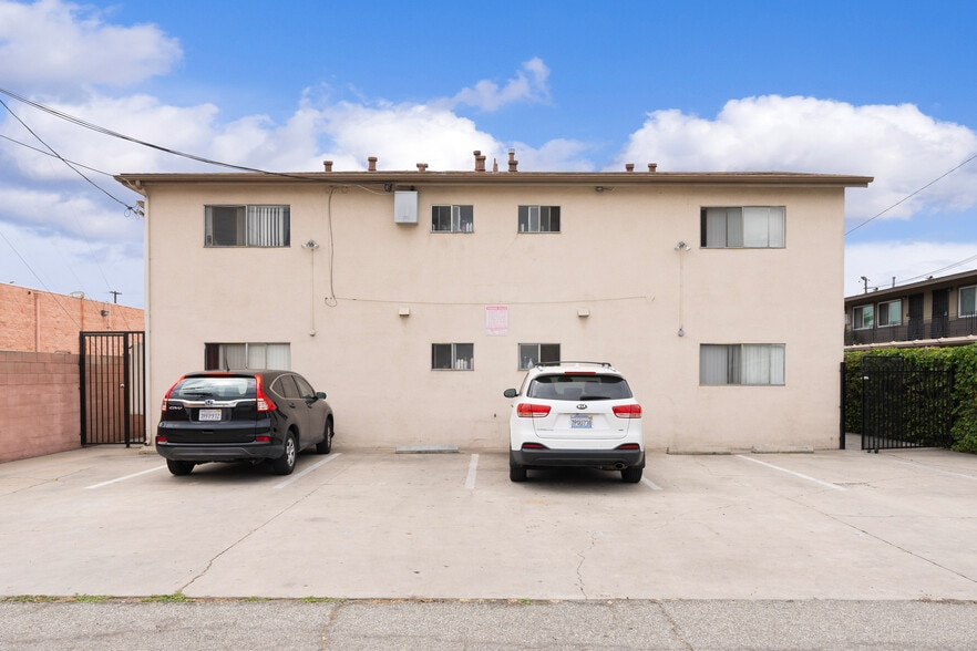 More Photos Of 3301 E Artesia Blvd, Long Beach Apartments For Sale