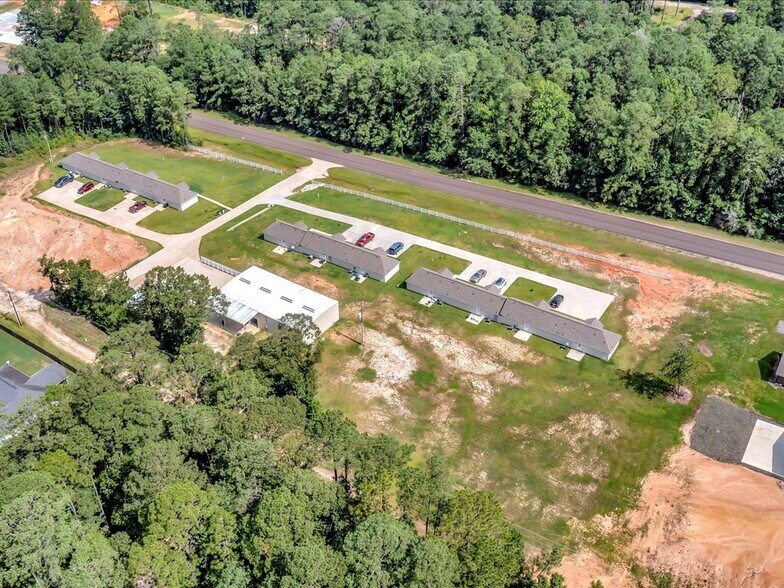 More Photos Of 3205 Sam Rayburn, Brookeland Apartments For Sale