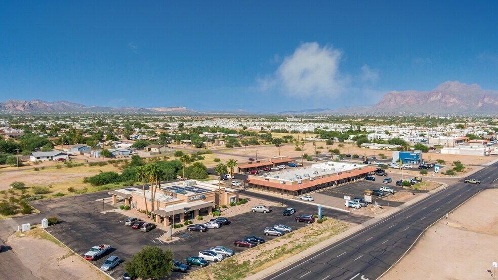 More Photos Of 1000 W Apache Trl, Apache Junction Freestanding For Sale
