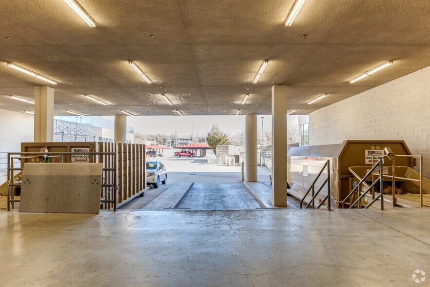 More Photos Of 7130-7140 S Lewis Ave, Tulsa Unknown For Lease