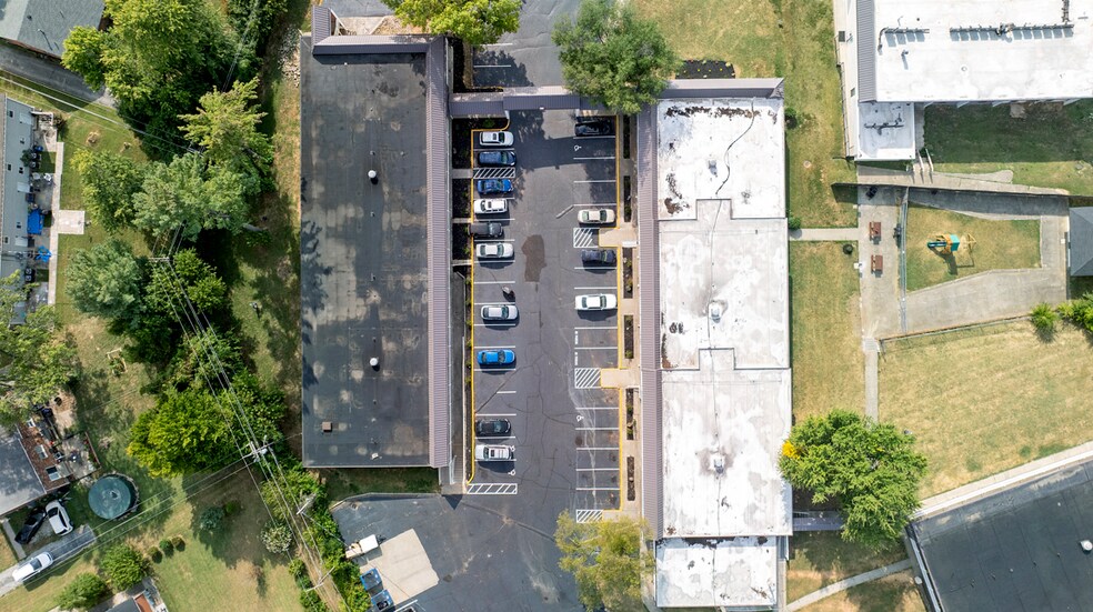 More Photos Of 855 Louisville Rd, Frankfort Apartments For Sale