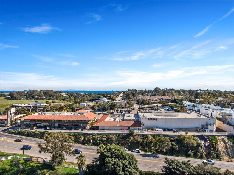 More Photos Of 29169-29211 Heathercliff Rd, Malibu Unknown For Lease