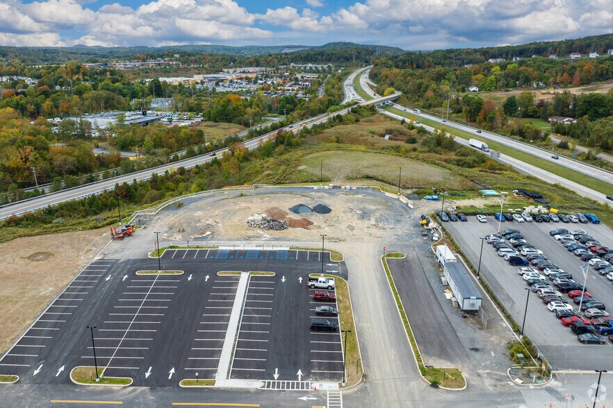 More Photos Of 6 Locey Ln, Harriman Freestanding For Lease