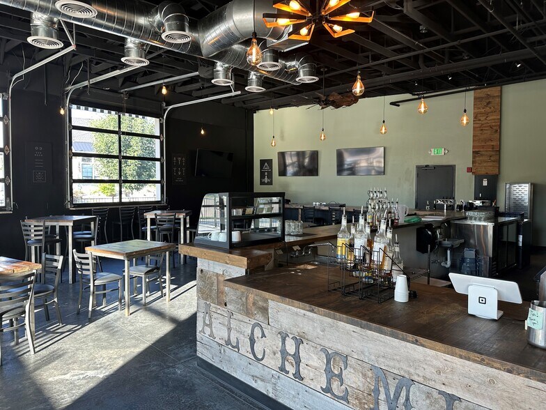 More Photos Of 11801 N 23rd Ave, Boise Restaurant For Lease