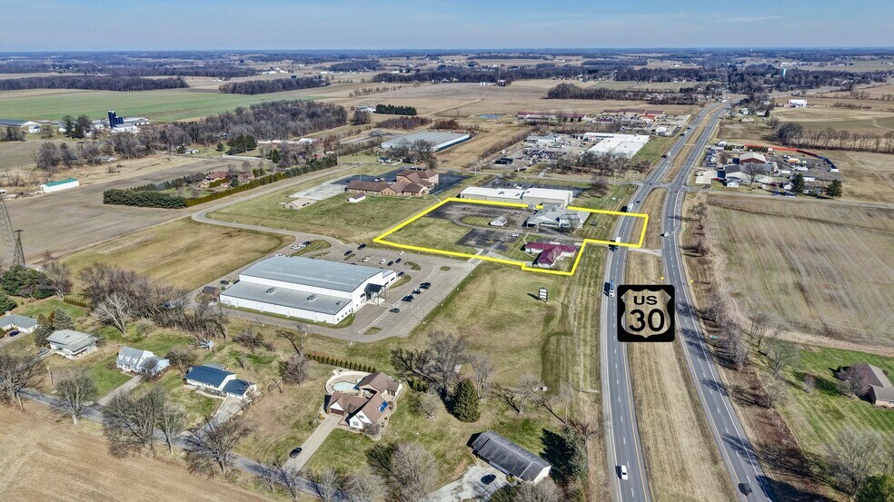 More Photos Of 14278 Lincoln Way E, Dalton Freestanding For Lease