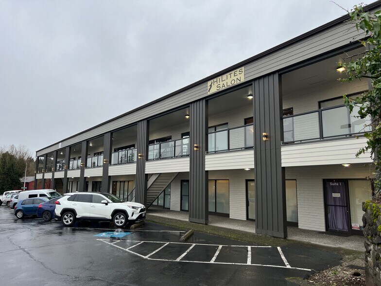 More Photos Of 10818 NE Coxley Dr, Vancouver Unknown For Sale