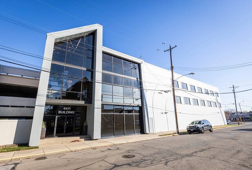 More Photos Of 4405-4411 Montgomery Rd, Norwood Office For Lease