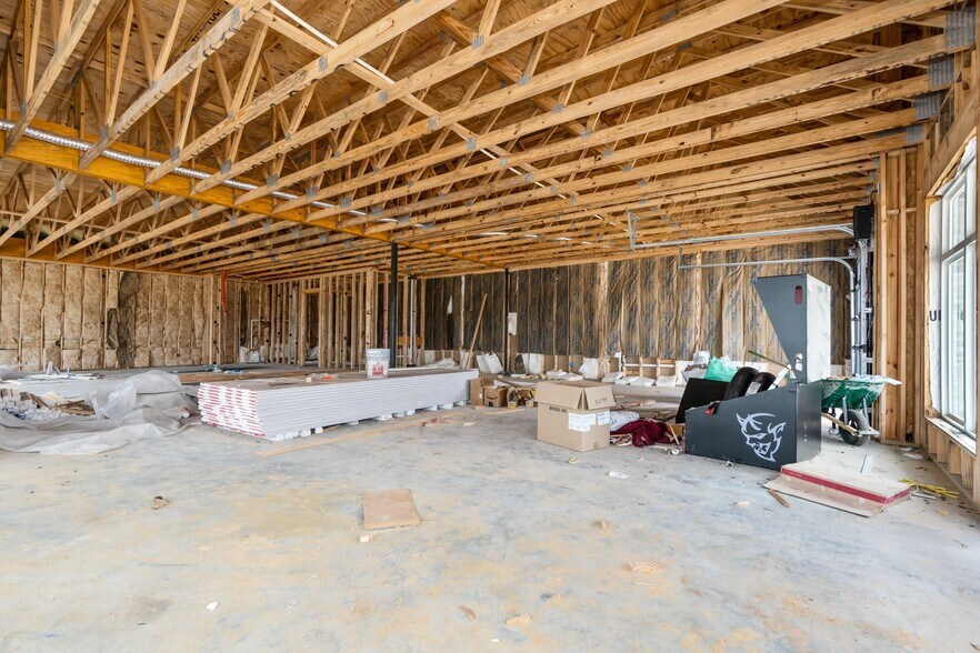 More Photos Of 5536 FM 933 #101, Whitney Flex For Lease