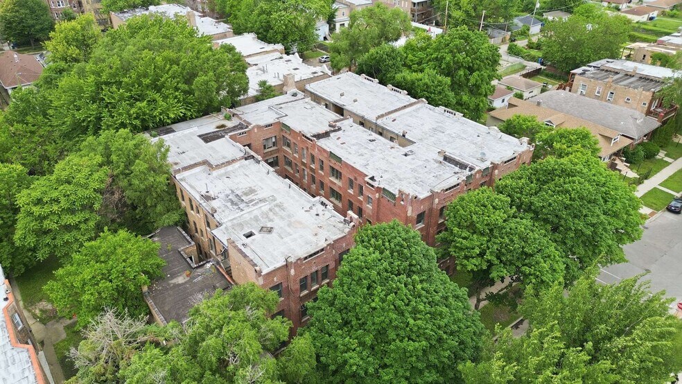 More Photos Of 6802-6808 S Prairie Ave, Chicago Apartments For Sale