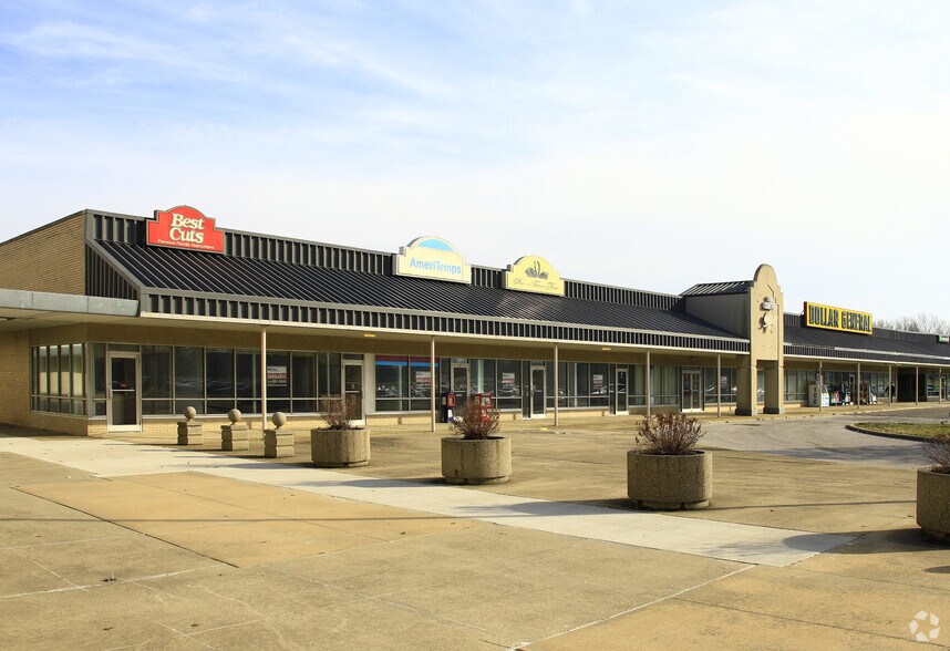 More Photos Of 400 Sheffield Ctr, Lorain Unknown For Lease