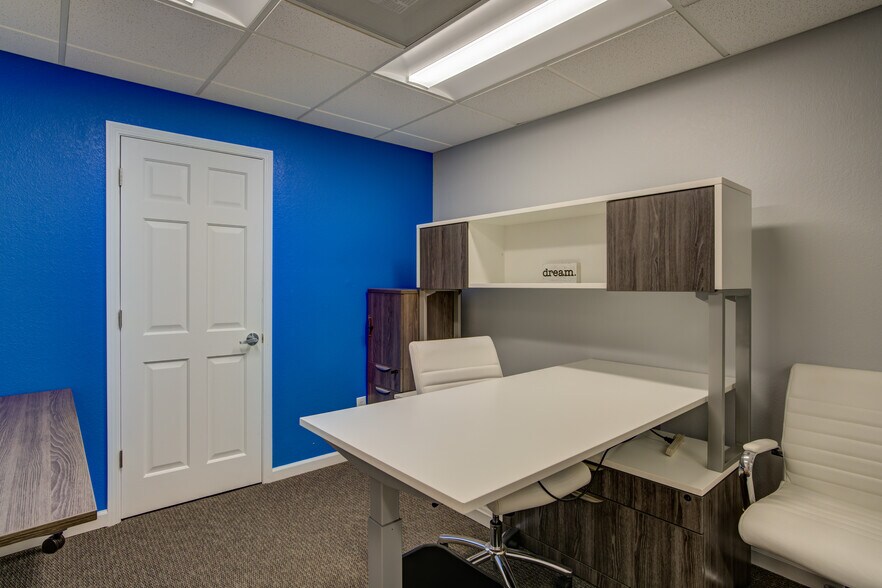 More Photos Of 2960 N Academy Blvd, Colorado Springs Office For Sale