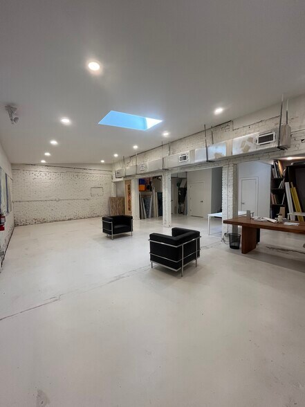 More Photos Of 2756 Park St, Jacksonville Office For Sale