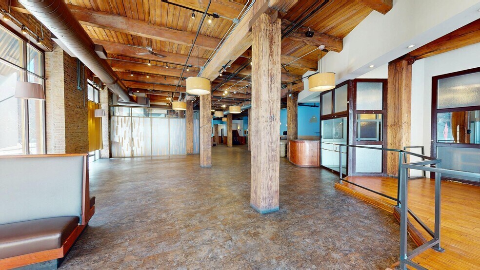 More Photos Of 343 W Erie St, Chicago Office For Lease