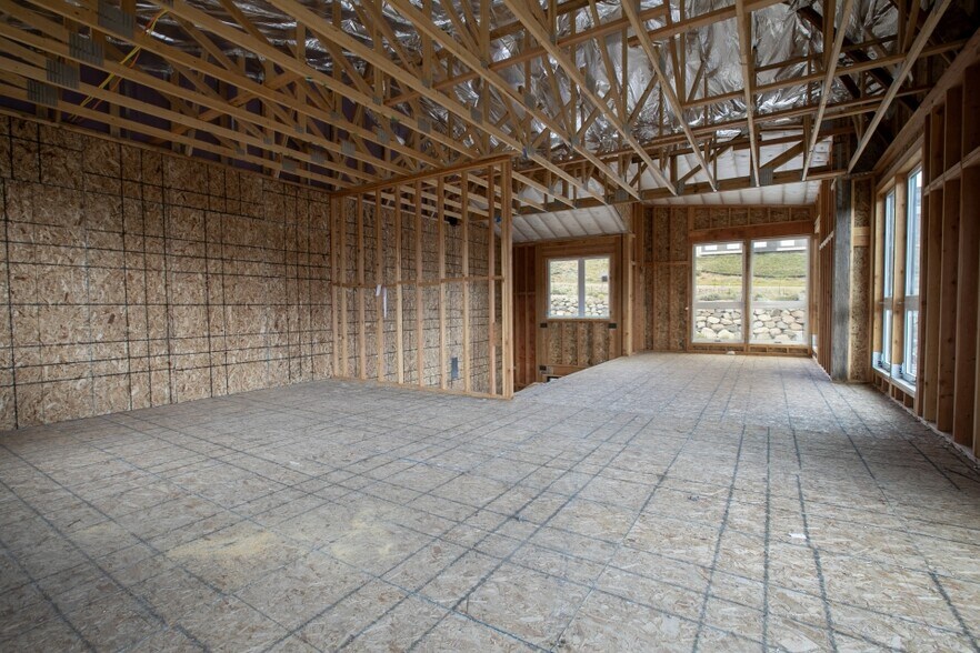 More Photos Of 1048-1056 W Wasatch Spring Rd, Kamas Office For Sale