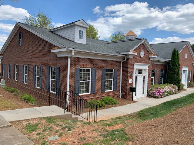 More Photos Of 112 Kinderton Blvd, Advance Medical For Sale