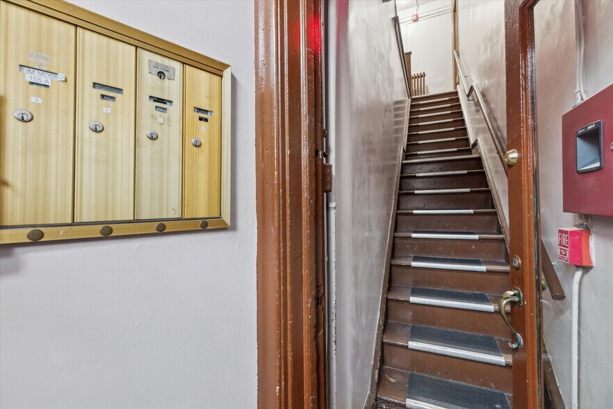 More Photos Of 153-163 Bala Ave, Bala Cynwyd Movie Theatre For Sale