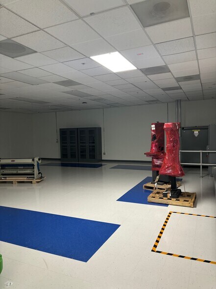 More Photos Of 1762 Automation Pky, San Jose Research And Development For Lease