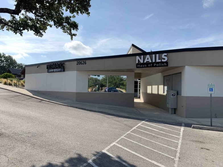 More Photos Of 20626 Stone Oak Pky, San Antonio Storefront Retail Office For Lease