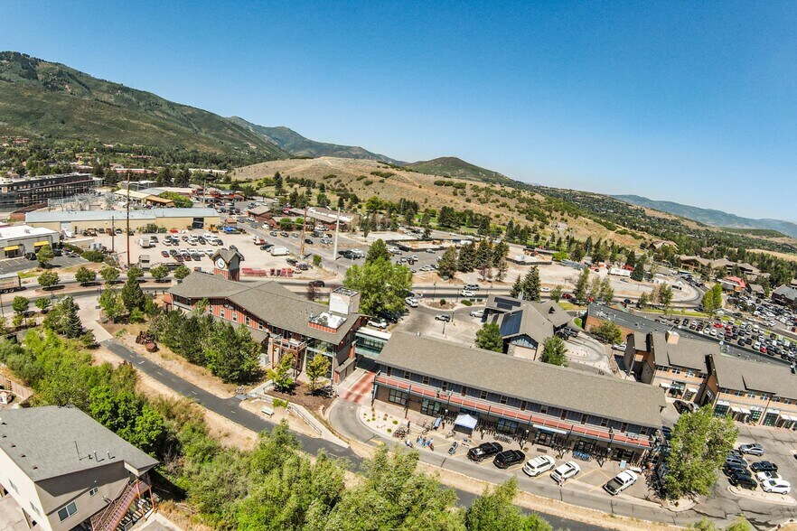 More Photos Of 1790 Bonanza Dr, Park City Office For Sale