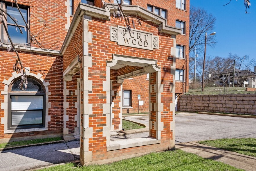More Photos Of 870 Vine St, Chattanooga Apartments For Lease