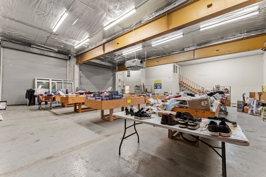 More Photos Of 960 W 1st St, Pomona Warehouse For Sale