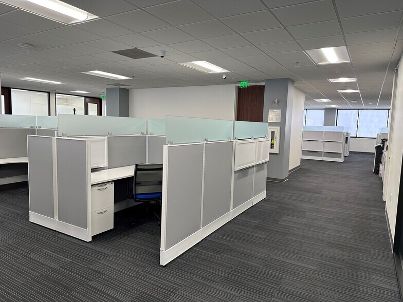 More Photos Of 5959 Shellmound St, Emeryville Unknown For Lease