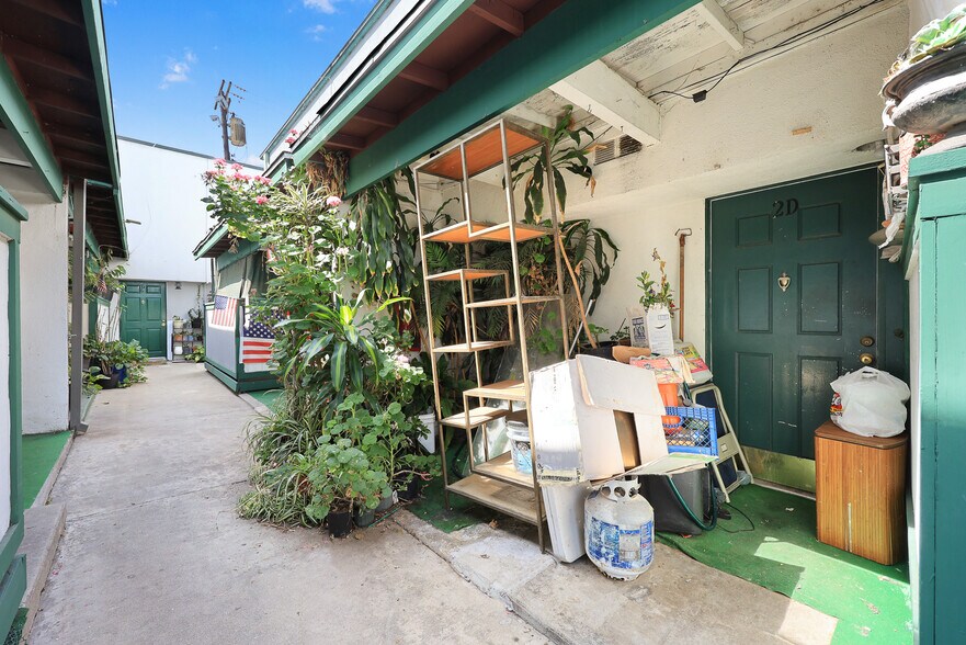 More Photos Of 500 S 6TH ST, Montebello Apartments For Sale