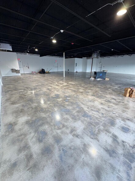 More Photos Of 1301-1325 S Powerline Rd, Pompano Beach Unknown For Lease