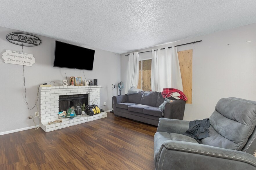 More Photos Of 1140 Oxford Dr, Redlands Apartments For Sale