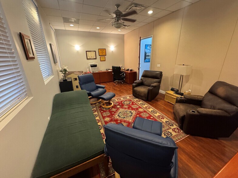 More Photos Of 6701 S Red Rd, South Miami Medical For Sale