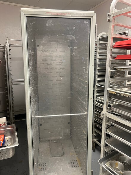 More Photos Of 7481 E US Highway 36, Avon Freestanding For Sale