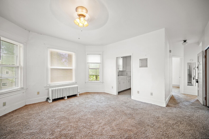 More Photos Of 1518 N Wahsatch Ave, Colorado Springs Apartments For Sale