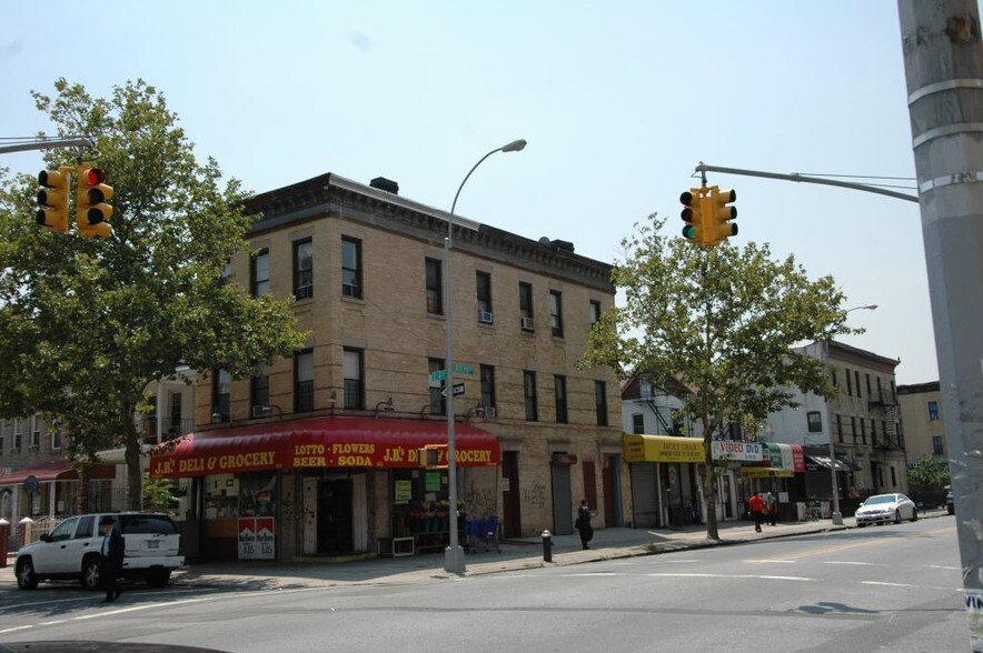 Primary Photo Of 318-320 Cortelyou Rd, Brooklyn Storefront Retail Residential For Lease