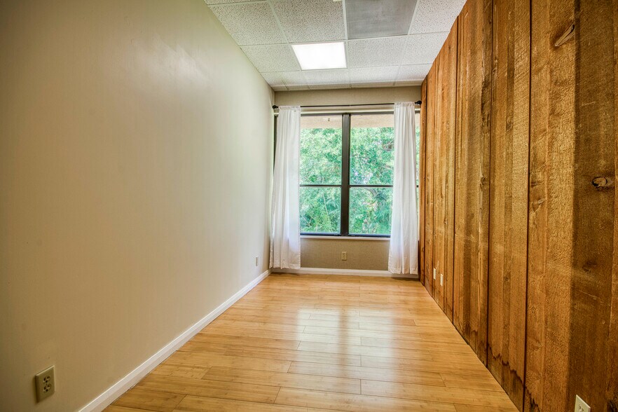 More Photos Of 11211 Prosperity Farms Rd, Palm Beach Gardens Medical For Sale