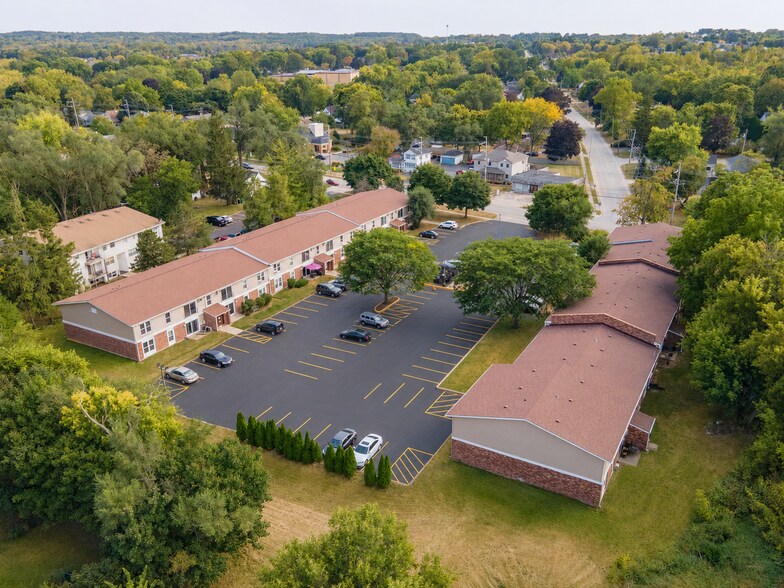 More Photos Of 604-620 E Grant Hwy, Marengo Apartments For Sale