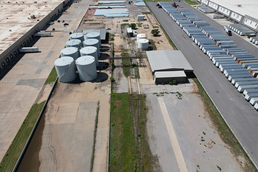 More Photos Of 2400 S Council Rd, Oklahoma City Industrial For Sale