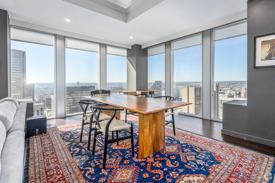 More Photos Of 1 N Charles St, Baltimore Office For Sale