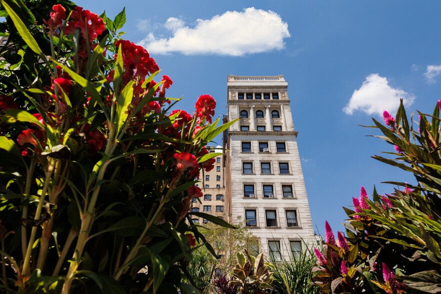 More Photos Of 41 Union Sq W, New York Office For Sale