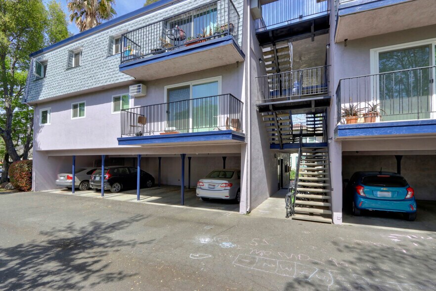 More Photos Of 230 J St, Davis Apartments For Sale