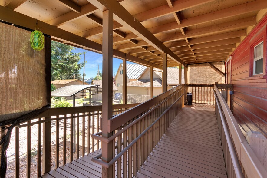 More Photos Of 15525 NE Caples Rd, Brush Prairie Loft Creative Space For Sale