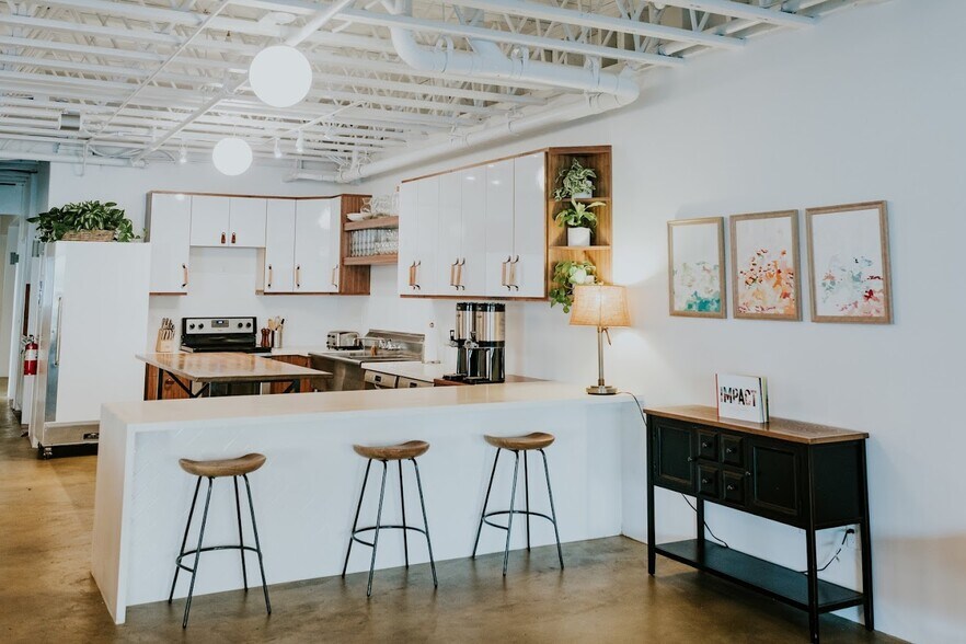 More Photos Of 1221 Chapala St, Santa Barbara Office Residential For Sale