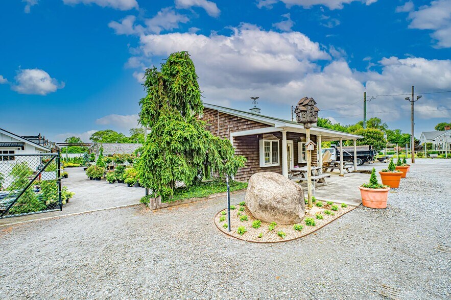 More Photos Of 185 N Country Rd, Mount Sinai Garden Center For Sale