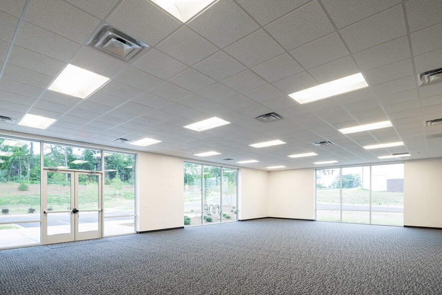 More Photos Of 172 Pitts School Rd SW, Concord Distribution For Lease