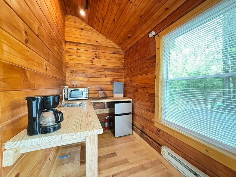 More Photos Of 984 Waterloo Geneva Rd, Waterloo Town Trailer Camper Park For Sale